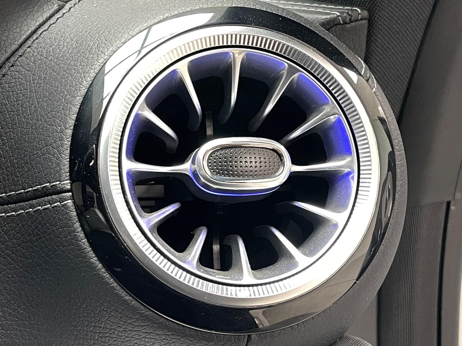 Used Mercedes-Benz E Class 2018 for sale - 77119752: Photo 26