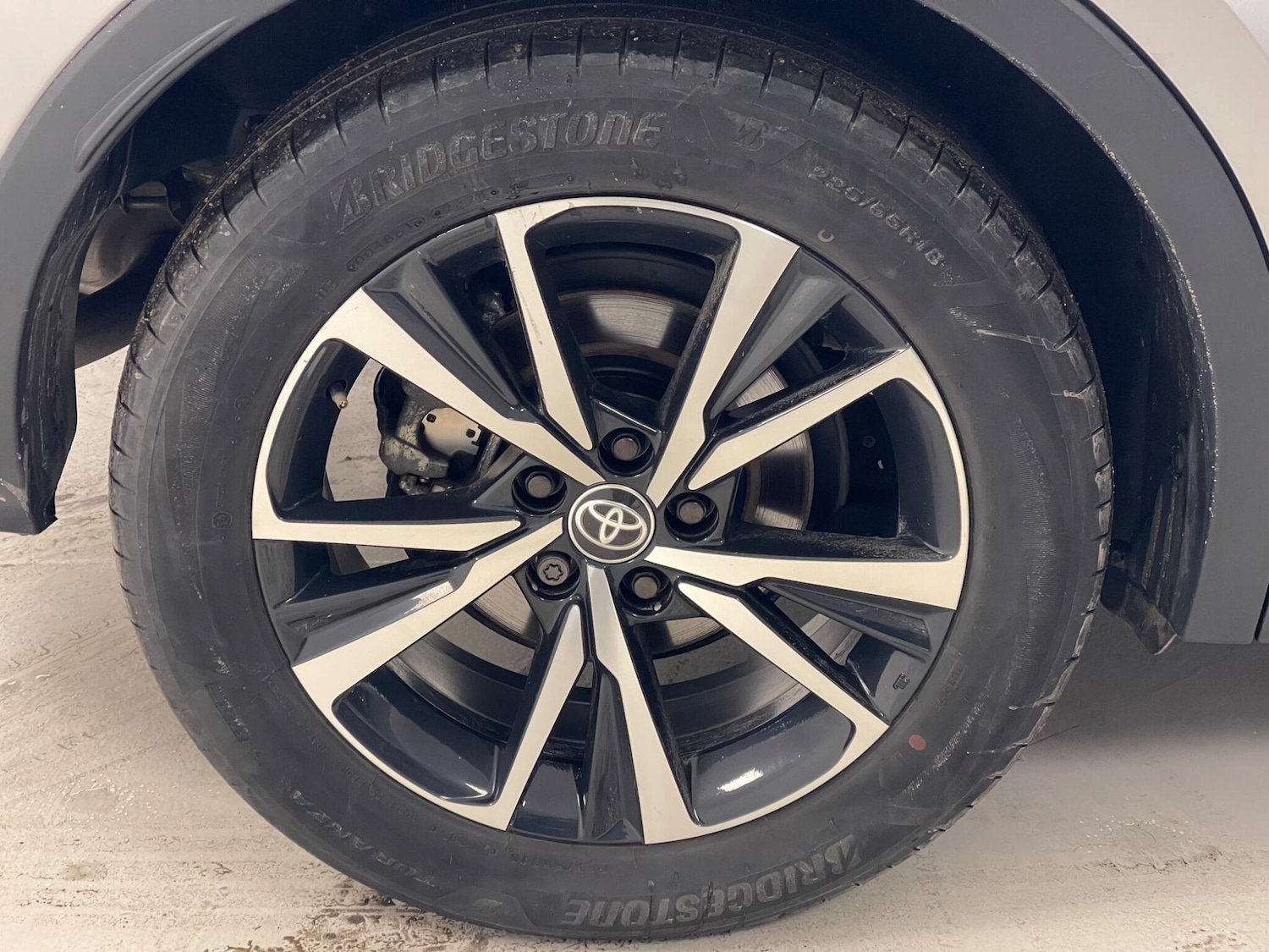 Used Toyota C-HR 2024 for sale - 77537928: Photo 23