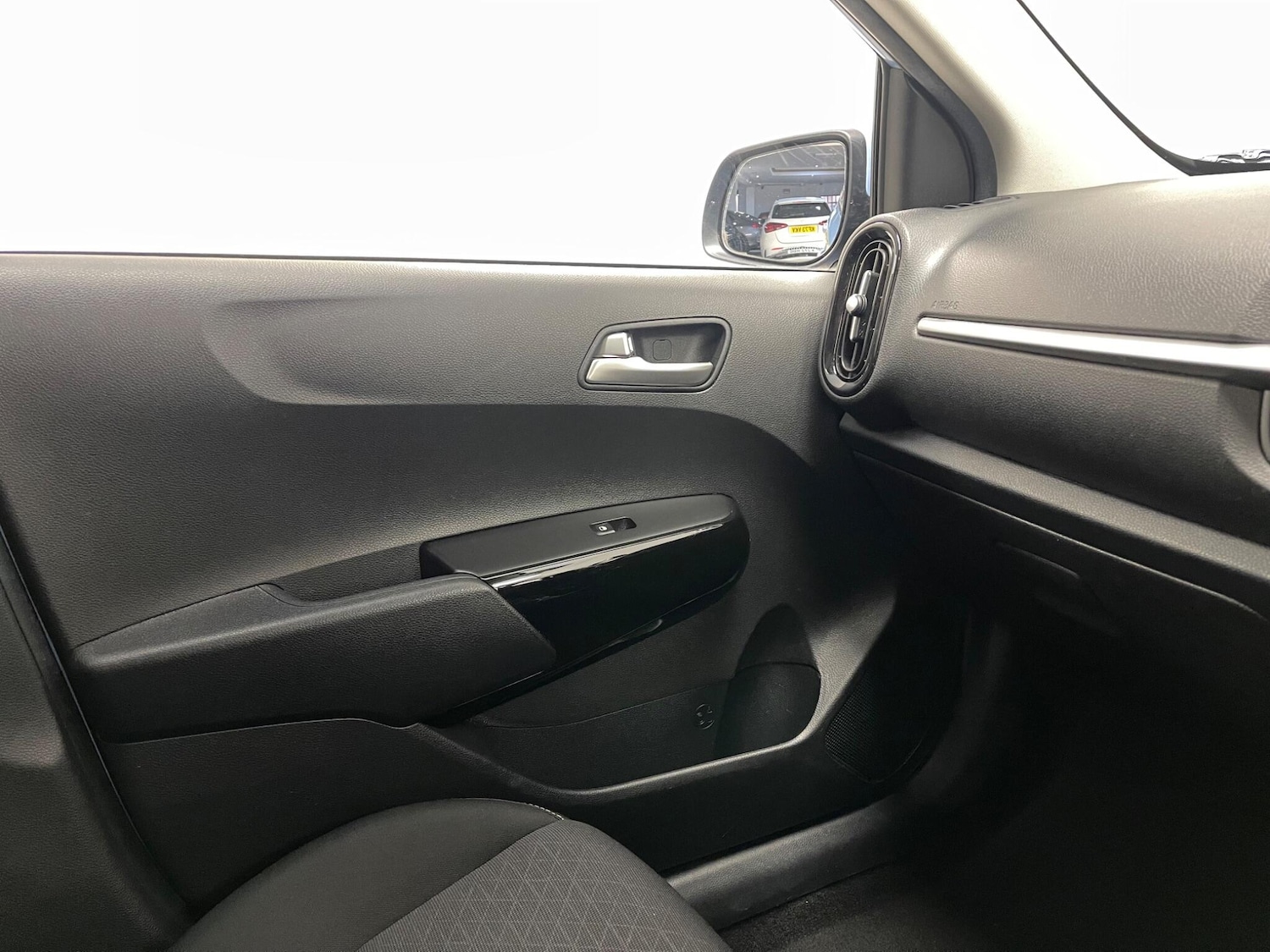 Used Kia Picanto 2022 for sale - 77119957: Photo 36