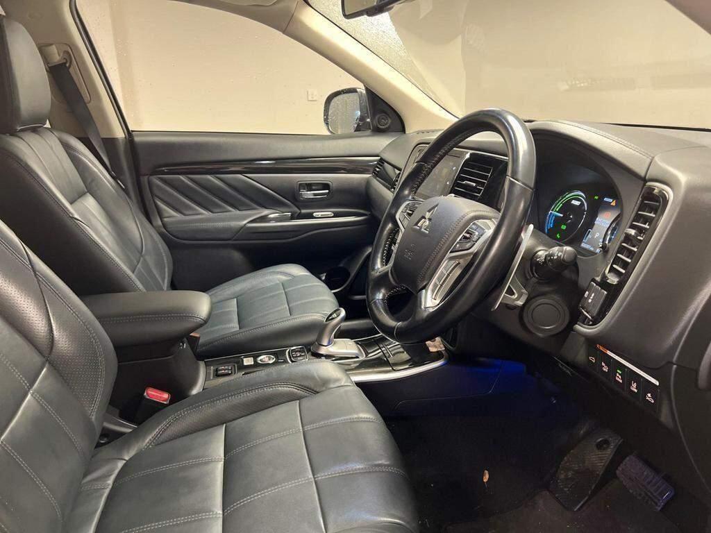 Used Mitsubishi Outlander 2018 for sale - 76942566: Photo 11