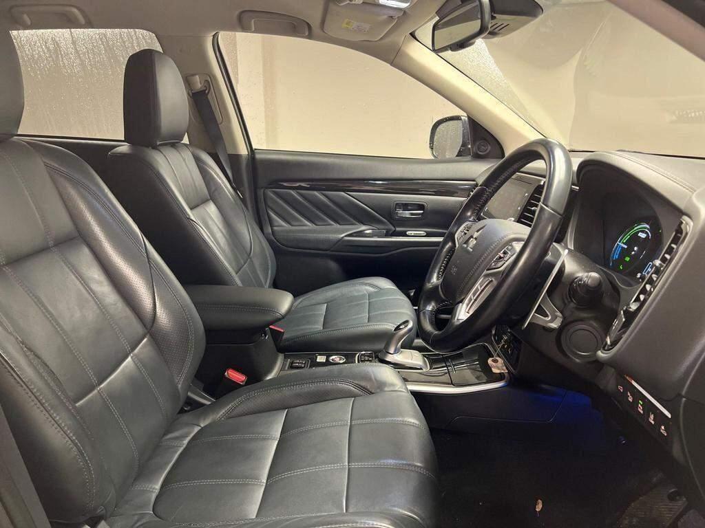 Used Mitsubishi Outlander 2018 for sale - 76942566: Photo 12