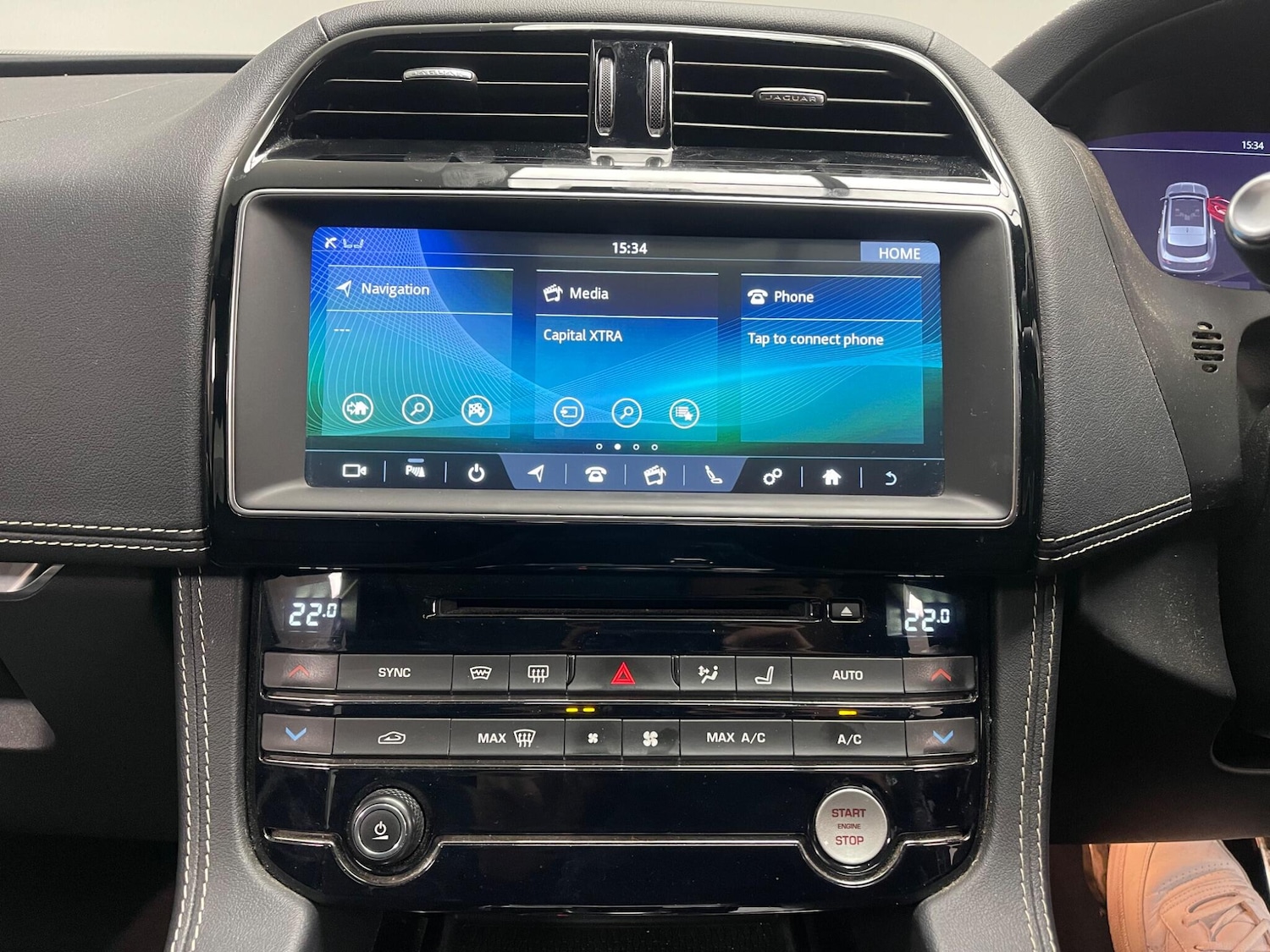 Used Jaguar F-Pace 2020 for sale - 76337537: Photo 10