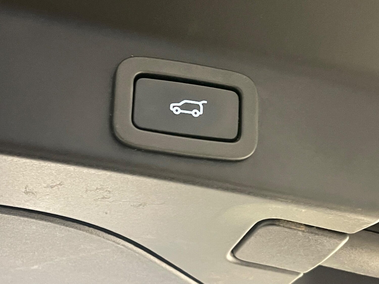 Used Jaguar F-Pace 2020 for sale - 76337537: Photo 16