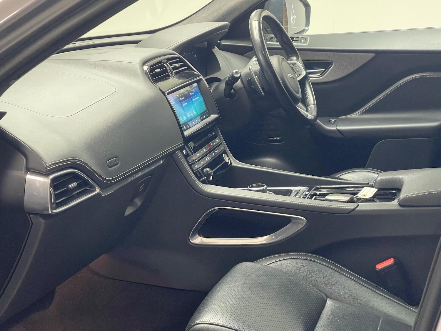 Used Jaguar F-Pace 2020 for sale - 76337537: Photo 7