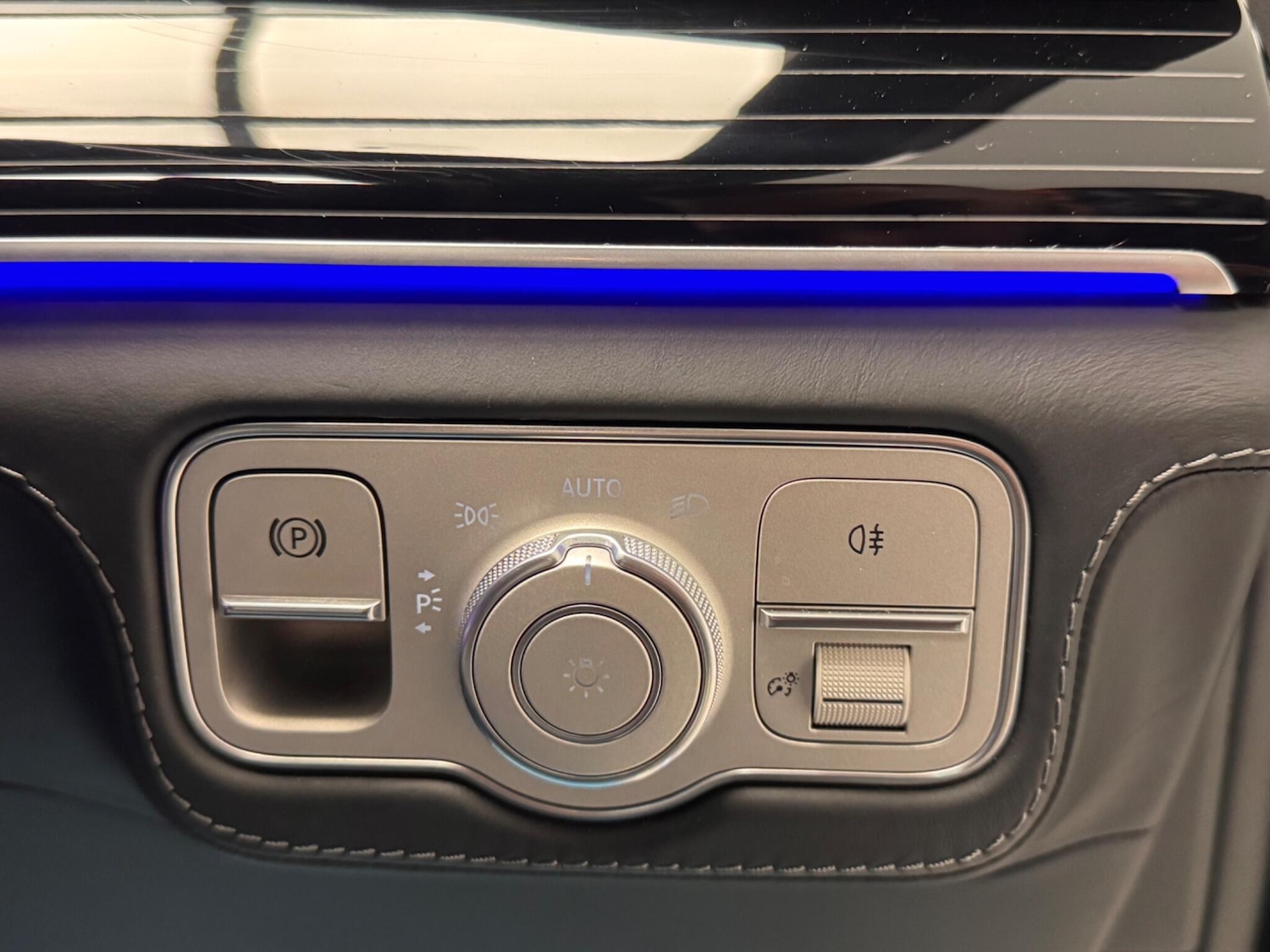 Used Mercedes-Benz Maybach GLS 2023 for sale - 76753105: Photo 17