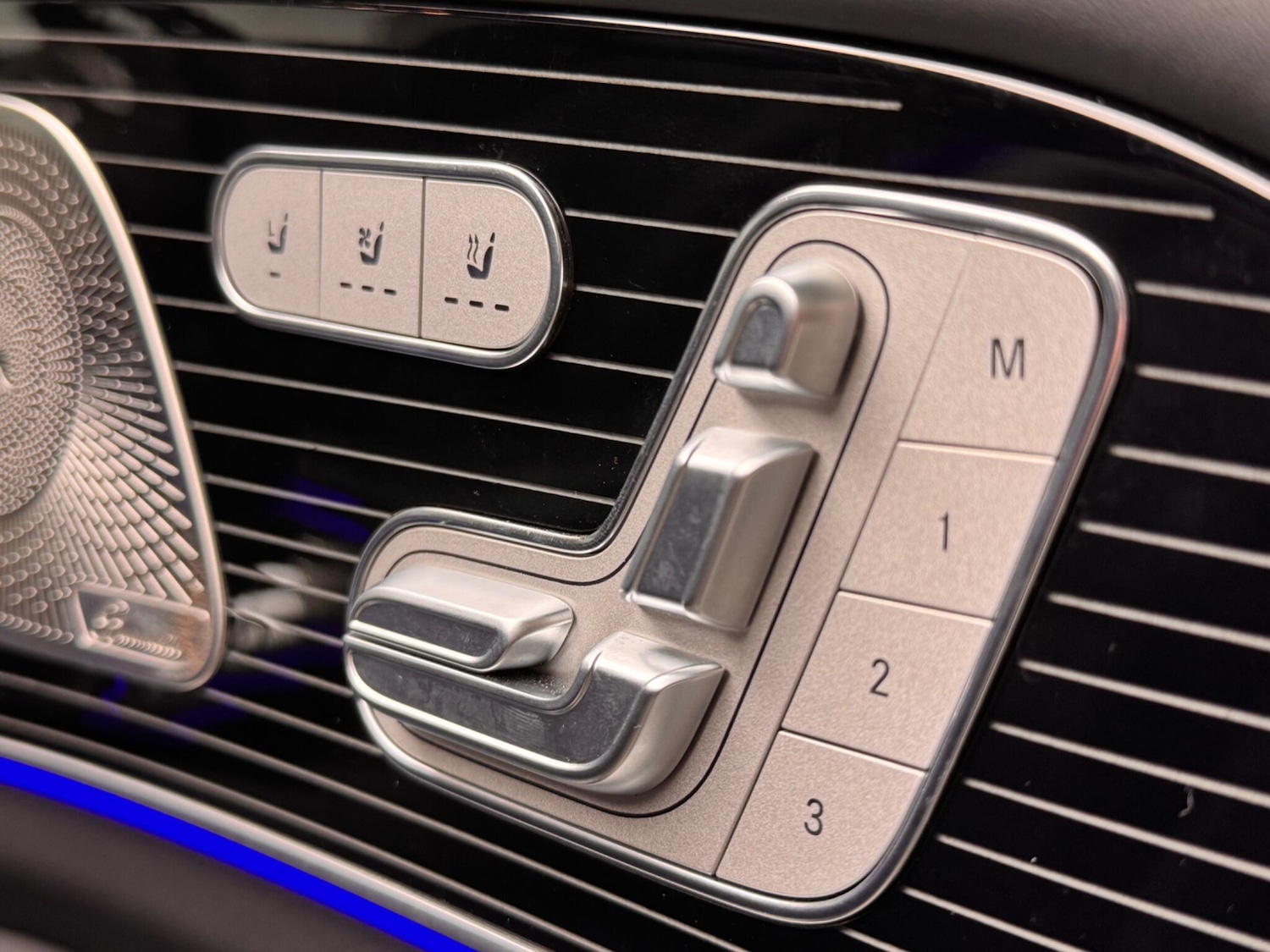 Used Mercedes-Benz Maybach GLS 2023 for sale - 76753105: Photo 9