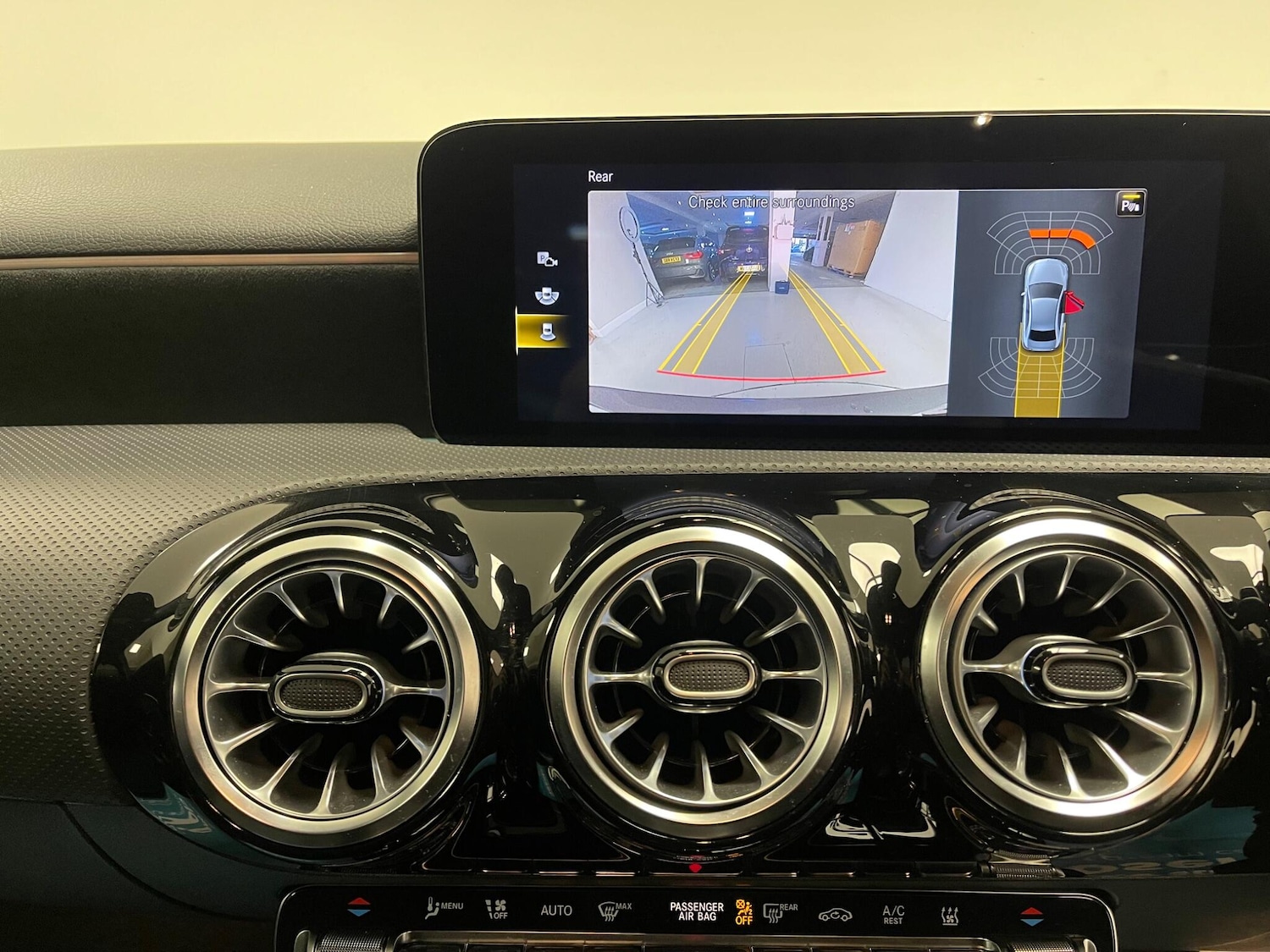 Used Mercedes-Benz A-Class 2022 for sale - 76936675: Photo 30