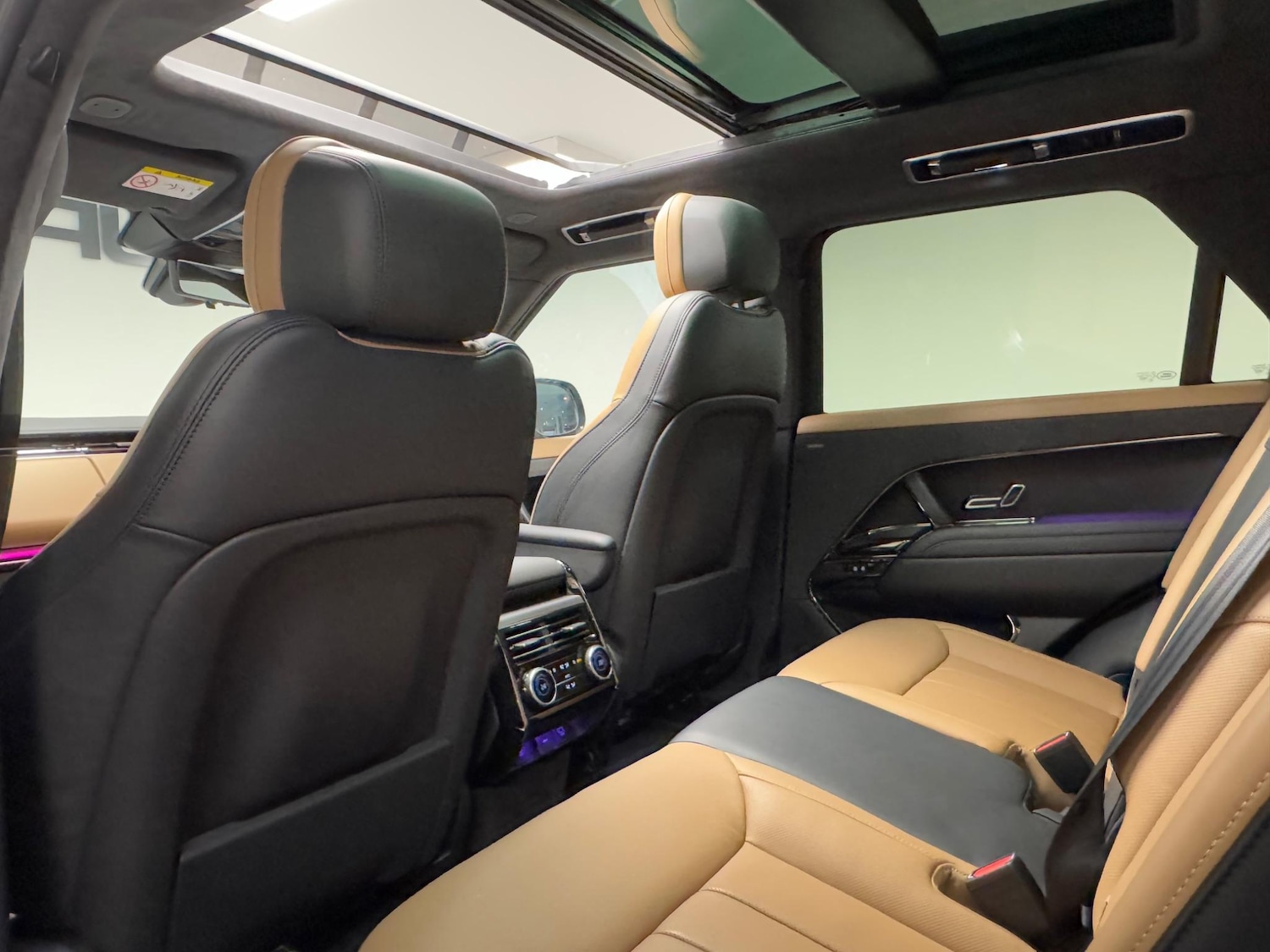 Used Land Rover Range Rover Sport 2024 for sale - 76456982: Photo 19