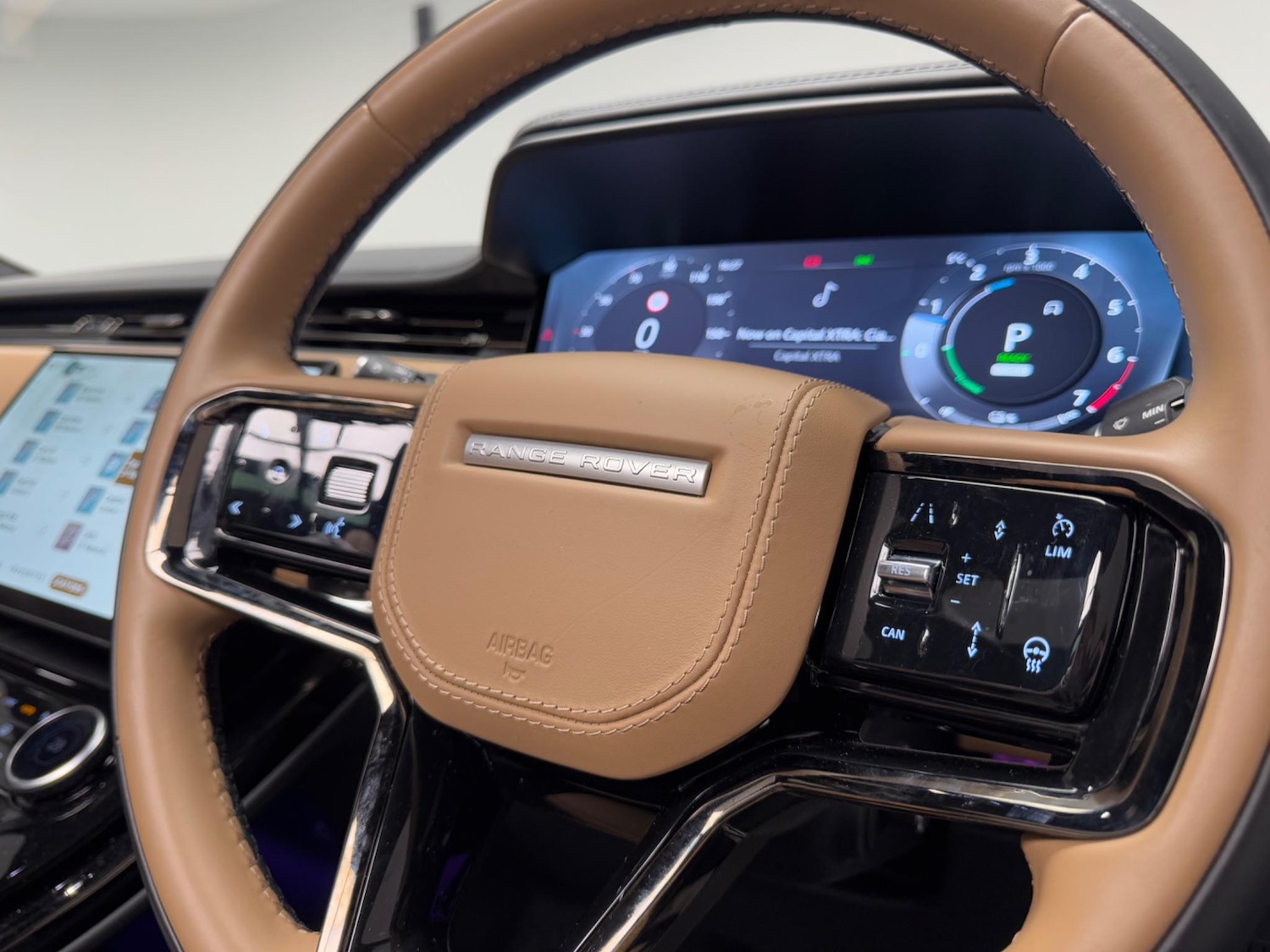 Used Land Rover Range Rover Sport 2024 for sale - 76456982: Photo 41