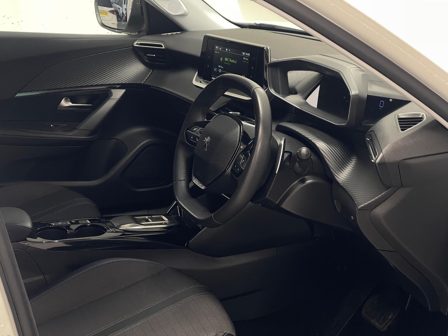 Used Peugeot 2008 2022 for sale - 77253806: Photo 11