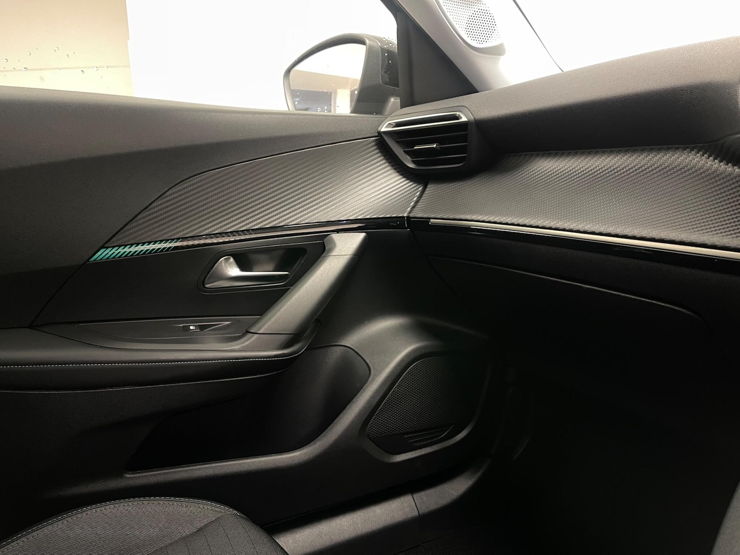 Used Peugeot 2008 2022 for sale - 77253806: Photo 9