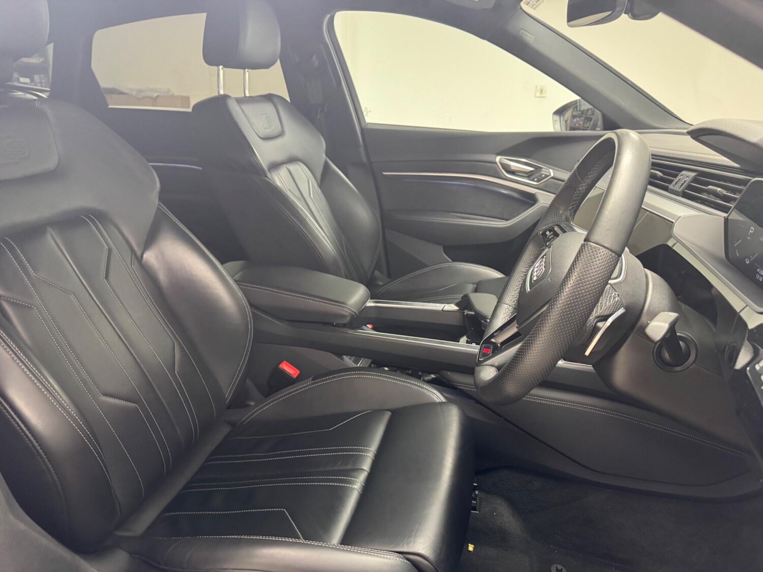 Used Audi Q8 2024 for sale - 78072946: Photo 13