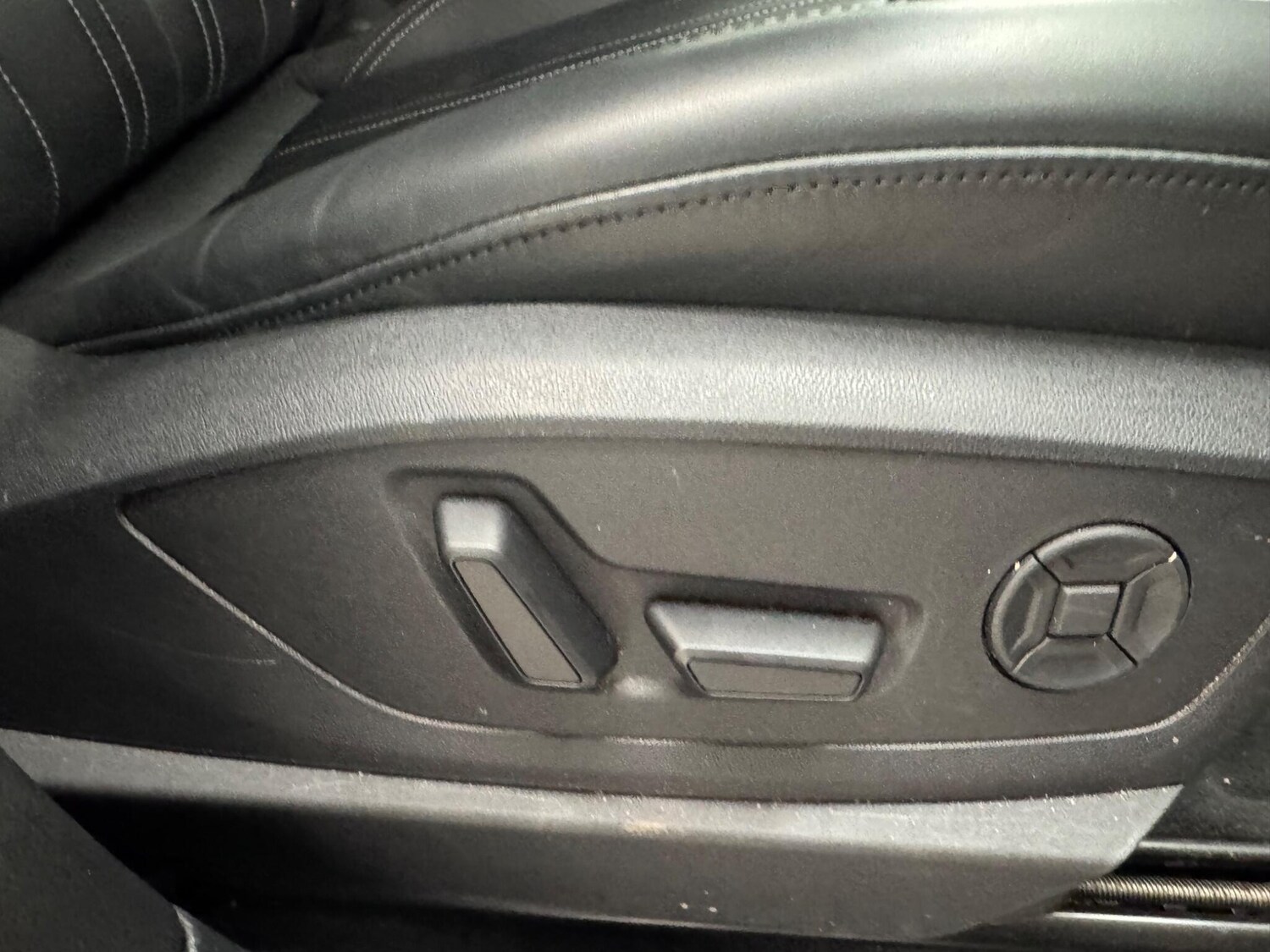 Used Audi Q8 2024 for sale - 78072946: Photo 15