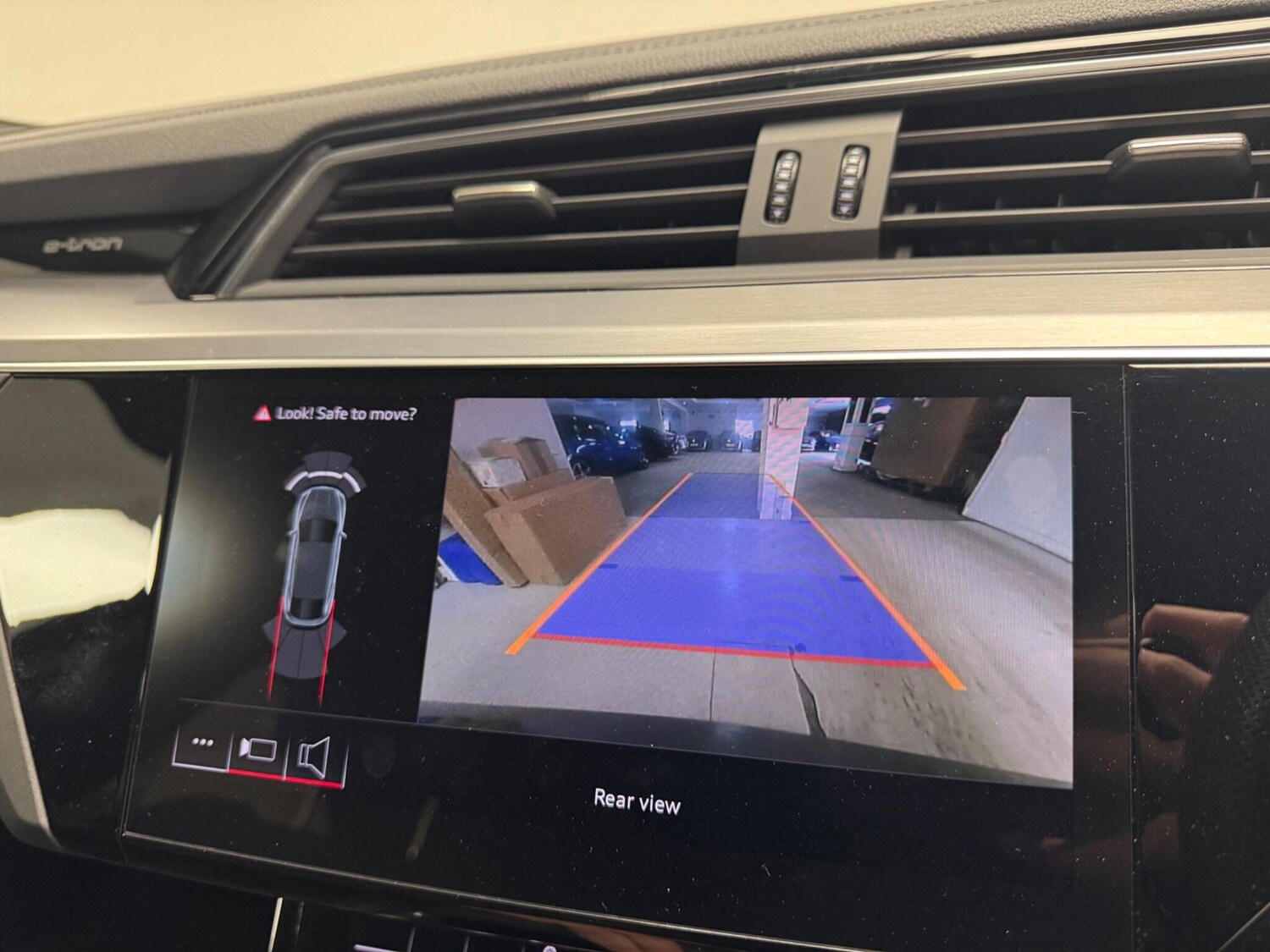 Used Audi Q8 2024 for sale - 78072946: Photo 20