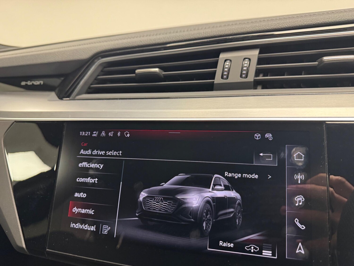 Used Audi Q8 2024 for sale - 78072946: Photo 24