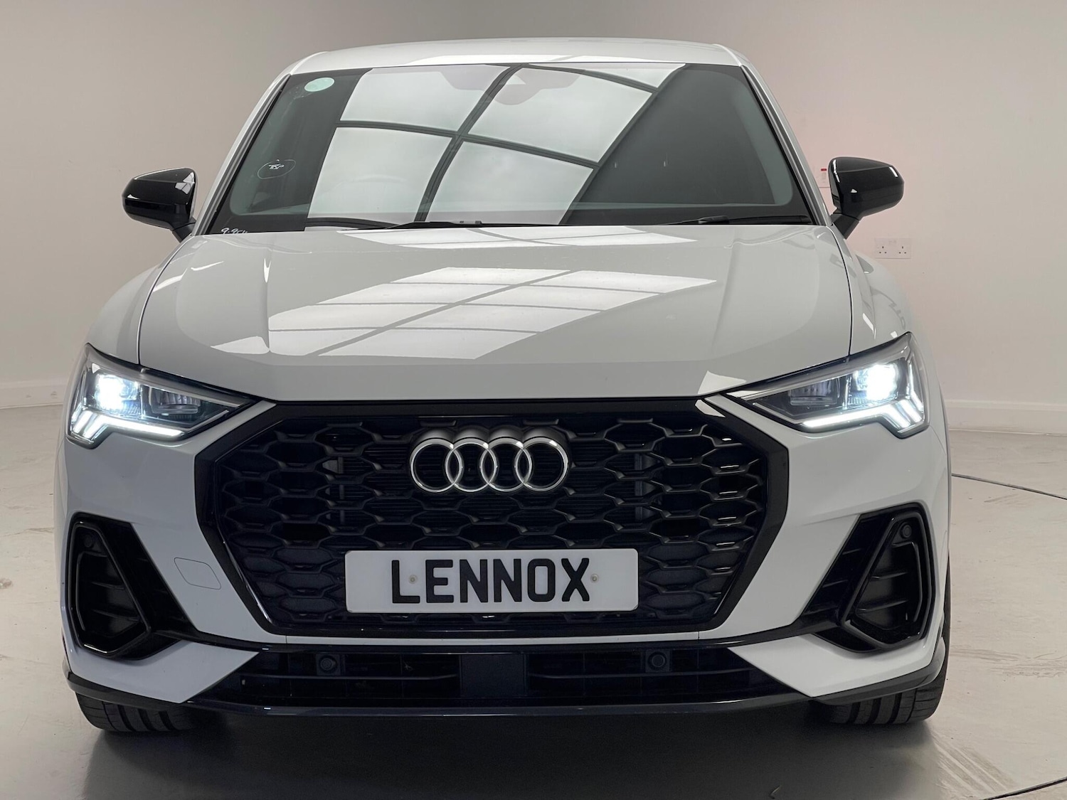 Used Audi Q3 2023 for sale - 76151431: Photo 2