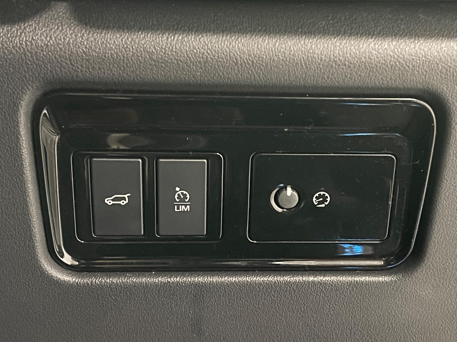 Used Jaguar F-Pace 2019 for sale - 76377842: Photo 18