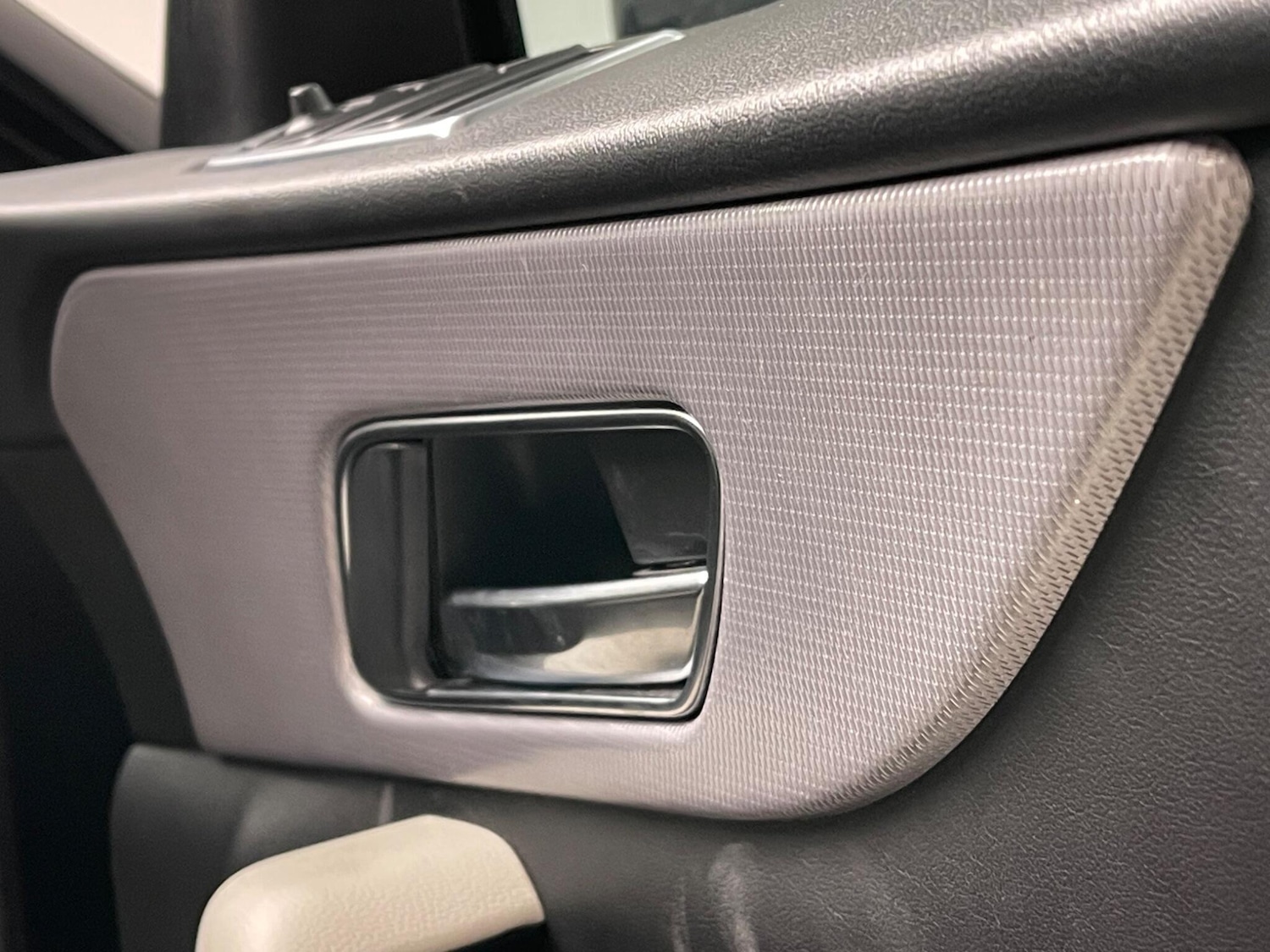 Used Jaguar F-Pace 2019 for sale - 76377842: Photo 19