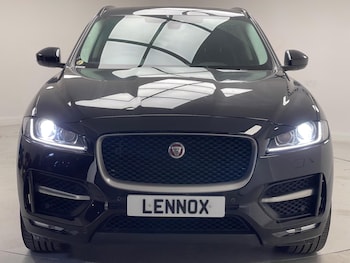 Used Jaguar F-Pace 2019 for sale - 76377842: Photo