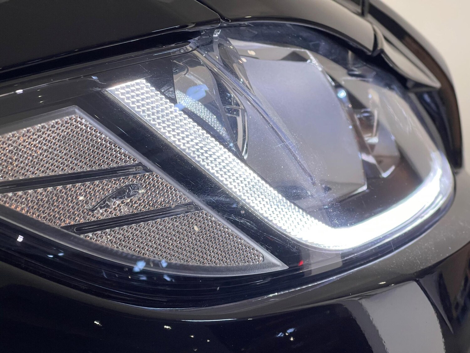 Used Jaguar F-Pace 2019 for sale - 76377842: Photo 43