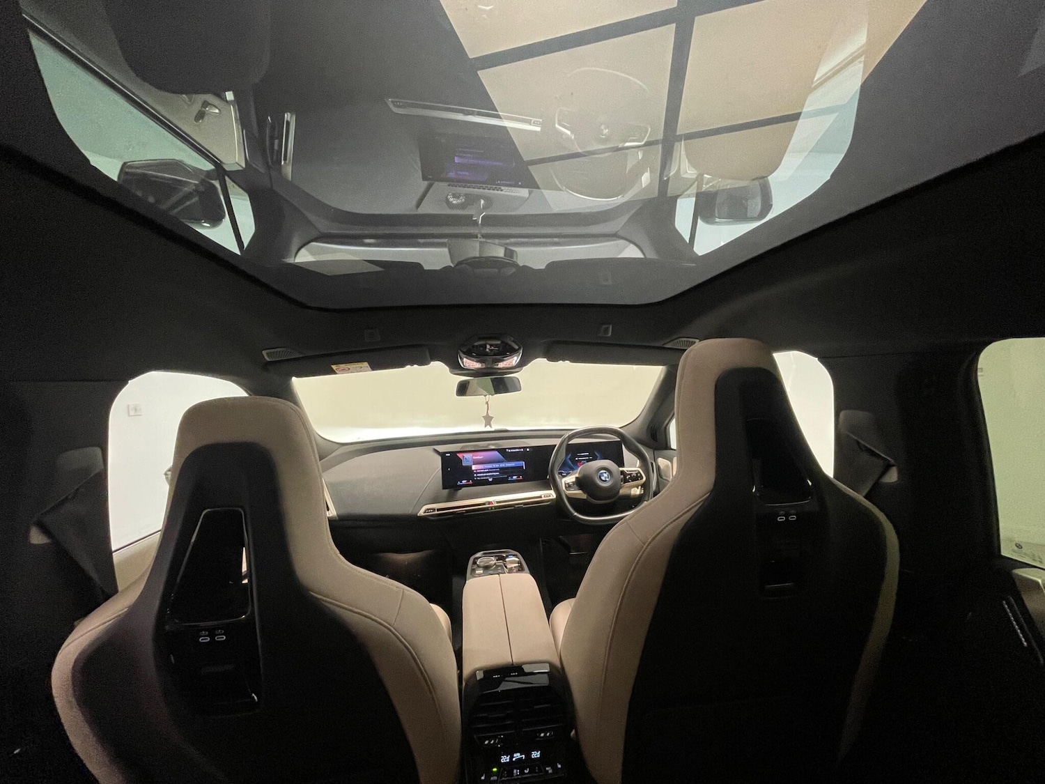 Used BMW iX 2022 for sale - 76527782: Photo 9