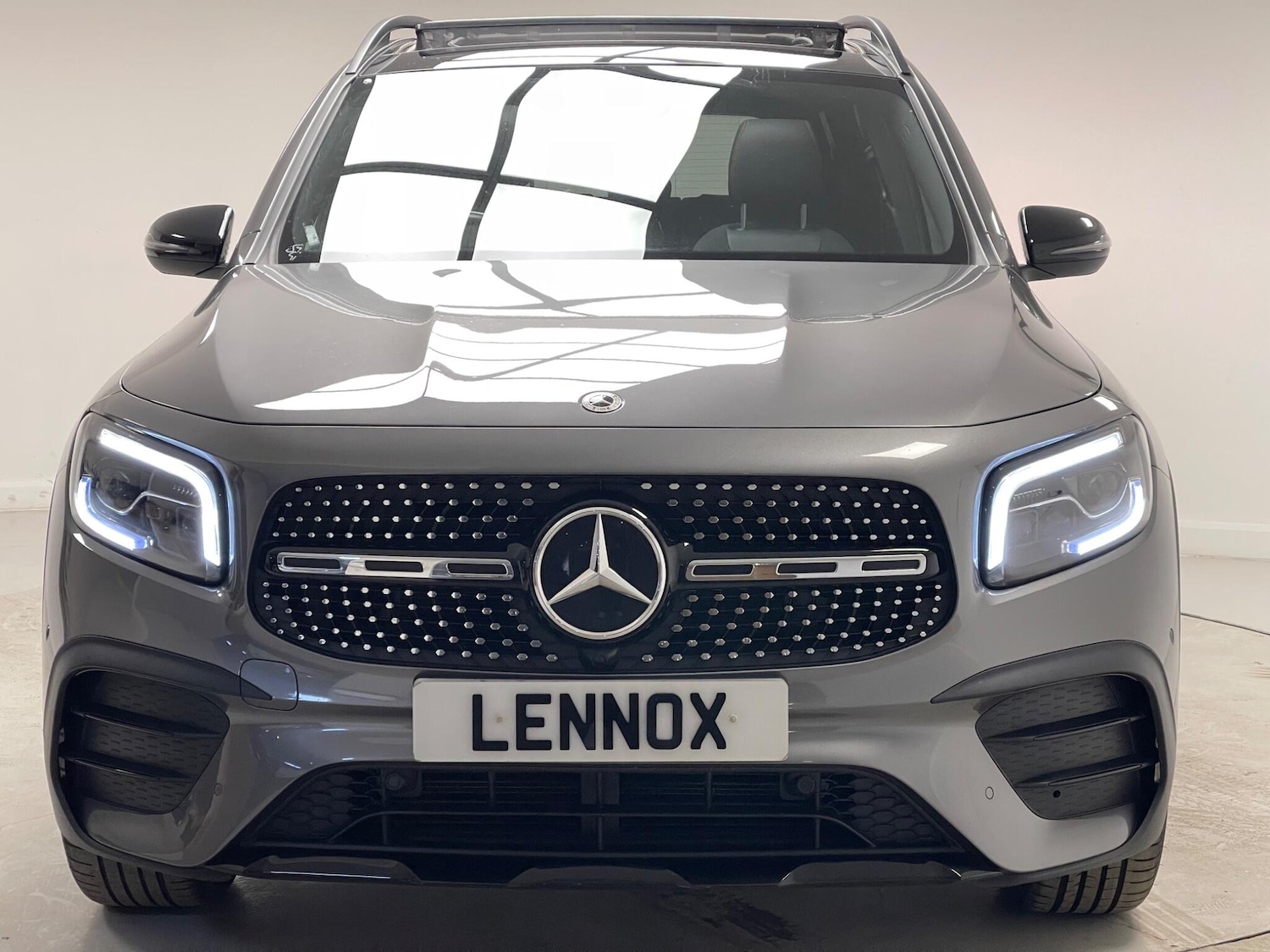 Used Mercedes-Benz GLB 2023 for sale - 77511419: Photo 2