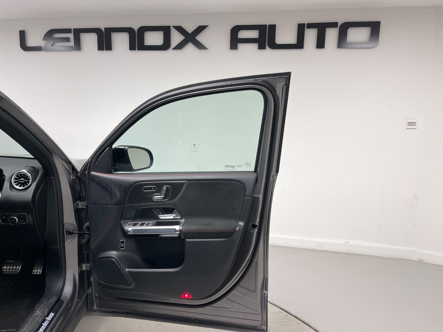 Used Mercedes-Benz GLB 2023 for sale - 77511419: Photo 24