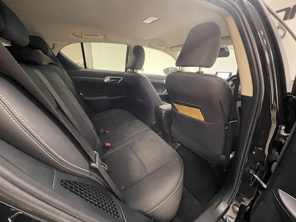 Used Lexus CT 2018 for sale - 76247547: Photo 17