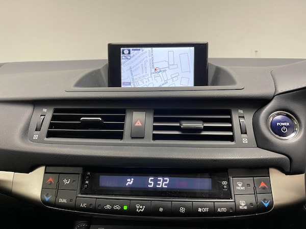 Used Lexus CT 2018 for sale - 76247547: Photo 32