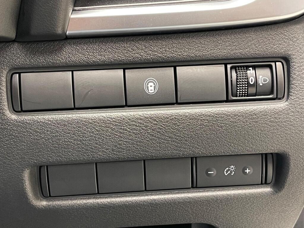 Used Nissan X-Trail 2023 for sale - 76850047: Photo 13