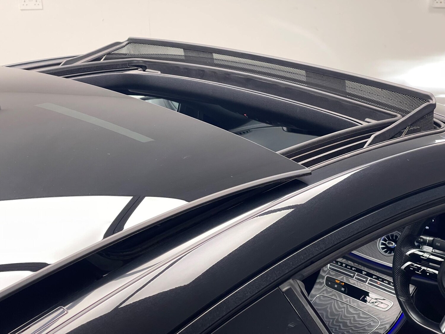 Used Mercedes-Benz E Class for sale - 77978253: Photo 35