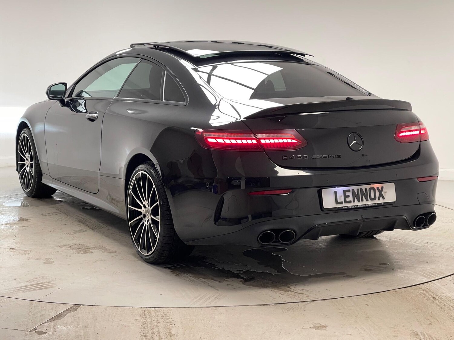 Used Mercedes-Benz E Class for sale - 77978253: Photo 4