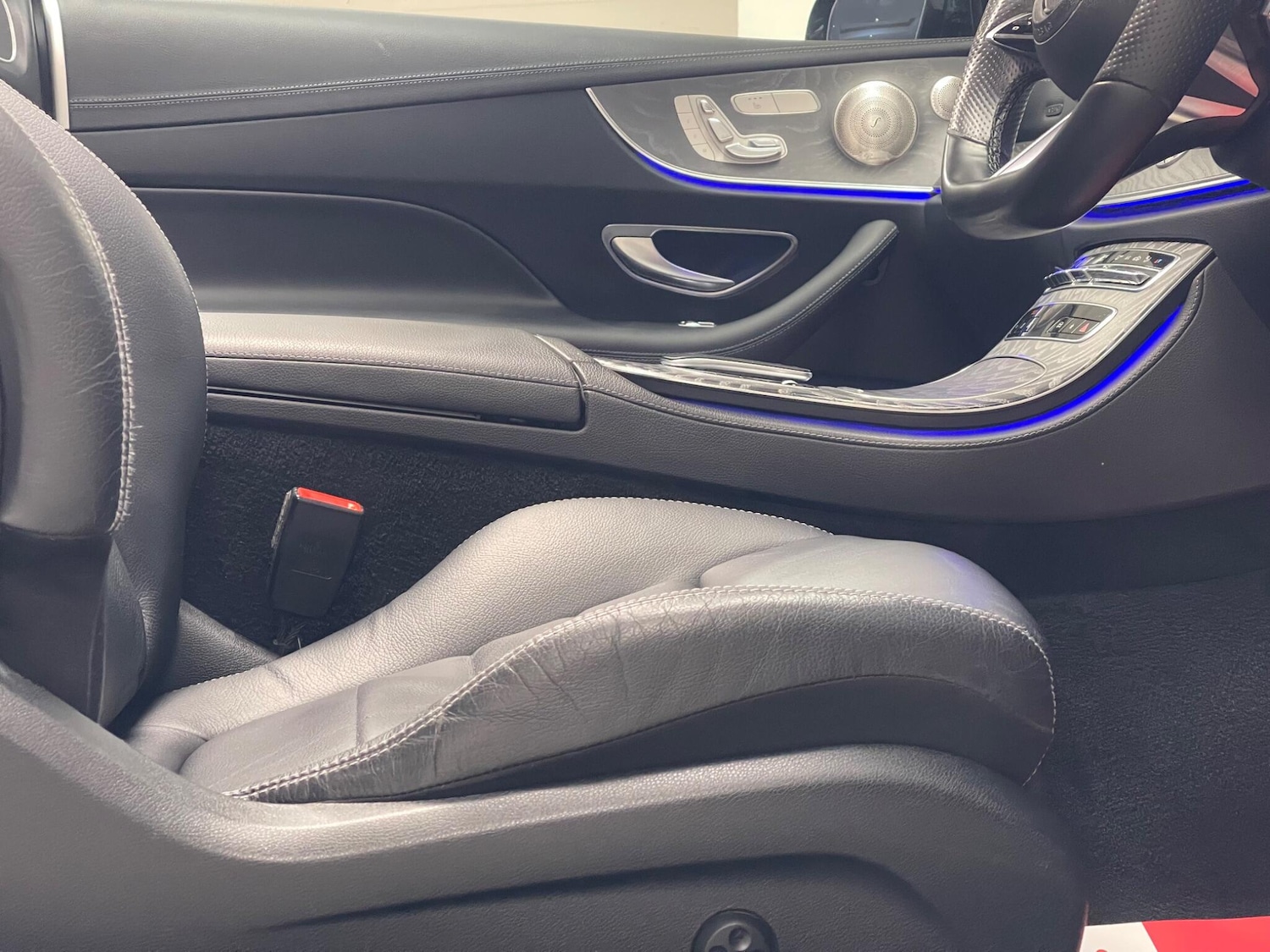 Used Mercedes-Benz E Class for sale - 77978253: Photo 8