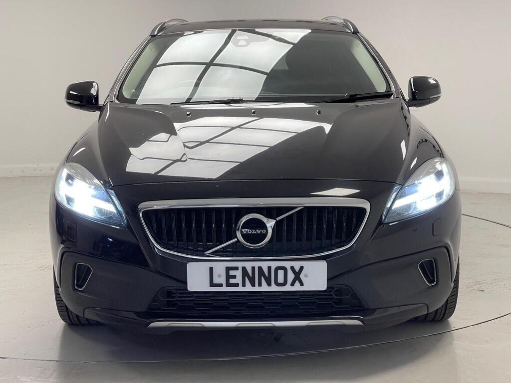 Used Volvo V40 Cross Country 2017 for sale - 76866272: Photo 2