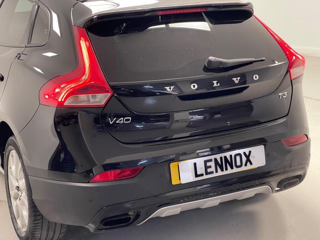 Used Volvo V40 Cross Country 2017 for sale - 76866272: Photo 31