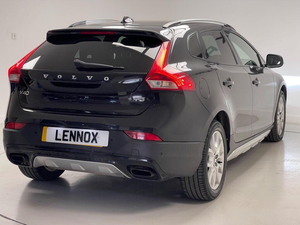 Used Volvo V40 Cross Country 2017 for sale - 76866272: Photo 5
