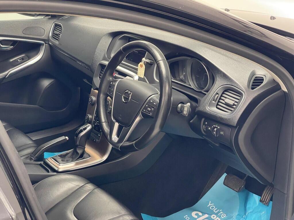 Used Volvo V40 Cross Country 2017 for sale - 76866272: Photo 6