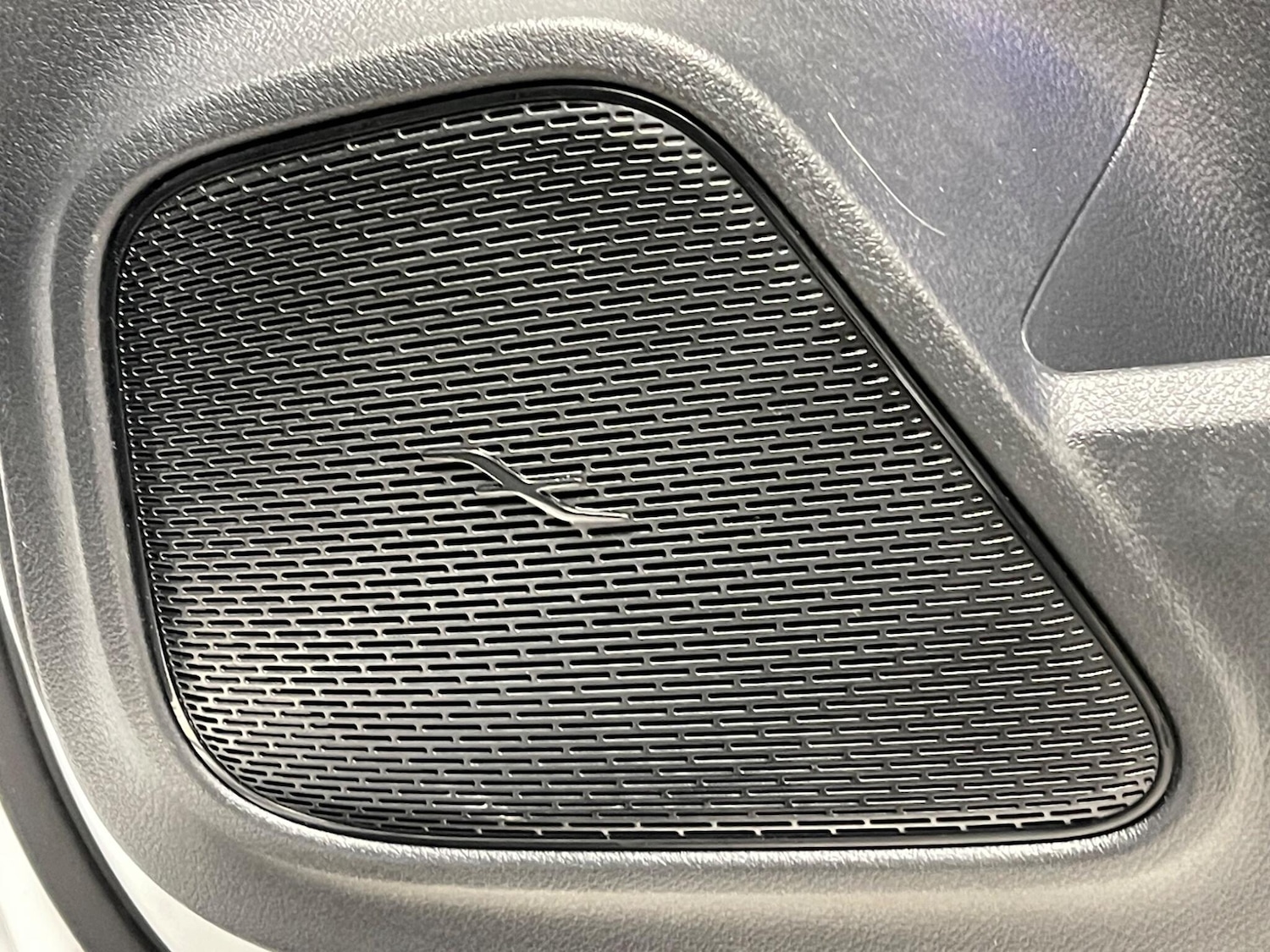 Used Mercedes-Benz GLB 2024 for sale - 76389129: Photo 25