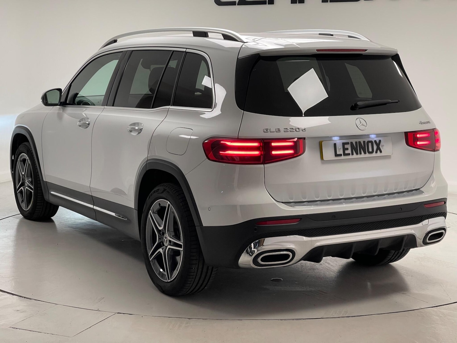 Used Mercedes-Benz GLB 2024 for sale - 76389129: Photo 4