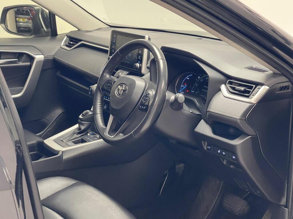 Used Toyota RAV4 2020 for sale - 76855786: Photo 6