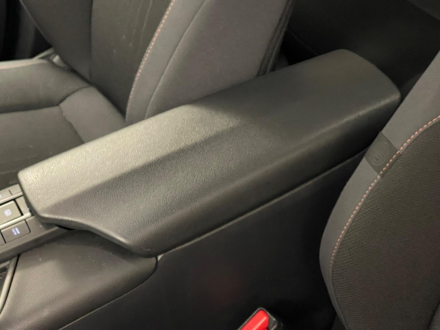 Used Toyota C-HR 2024 for sale - 77574759: Photo 28