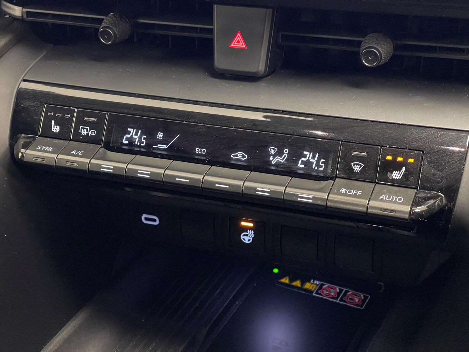 Used Toyota C-HR 2024 for sale - 77574759: Photo 38