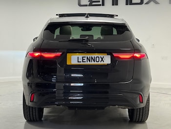 Used Jaguar F-Pace 2021 for sale - 75464077: Photo