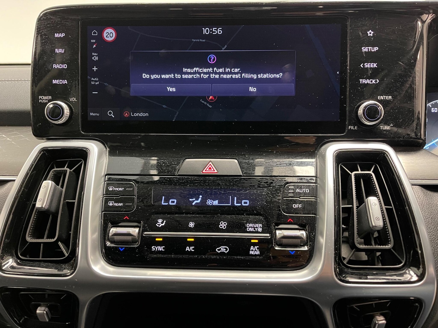 Used Kia Sorento 2022 for sale - 76042415: Photo 32