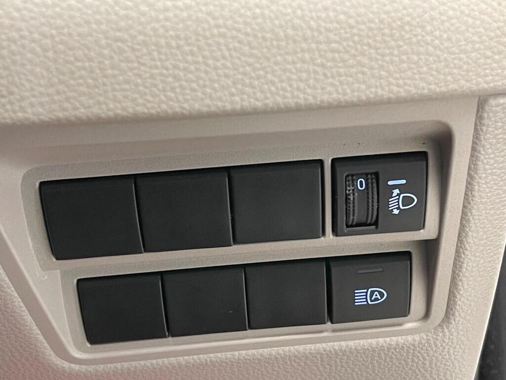 Used Toyota Yaris 2020 for sale - 76597466: Photo 13