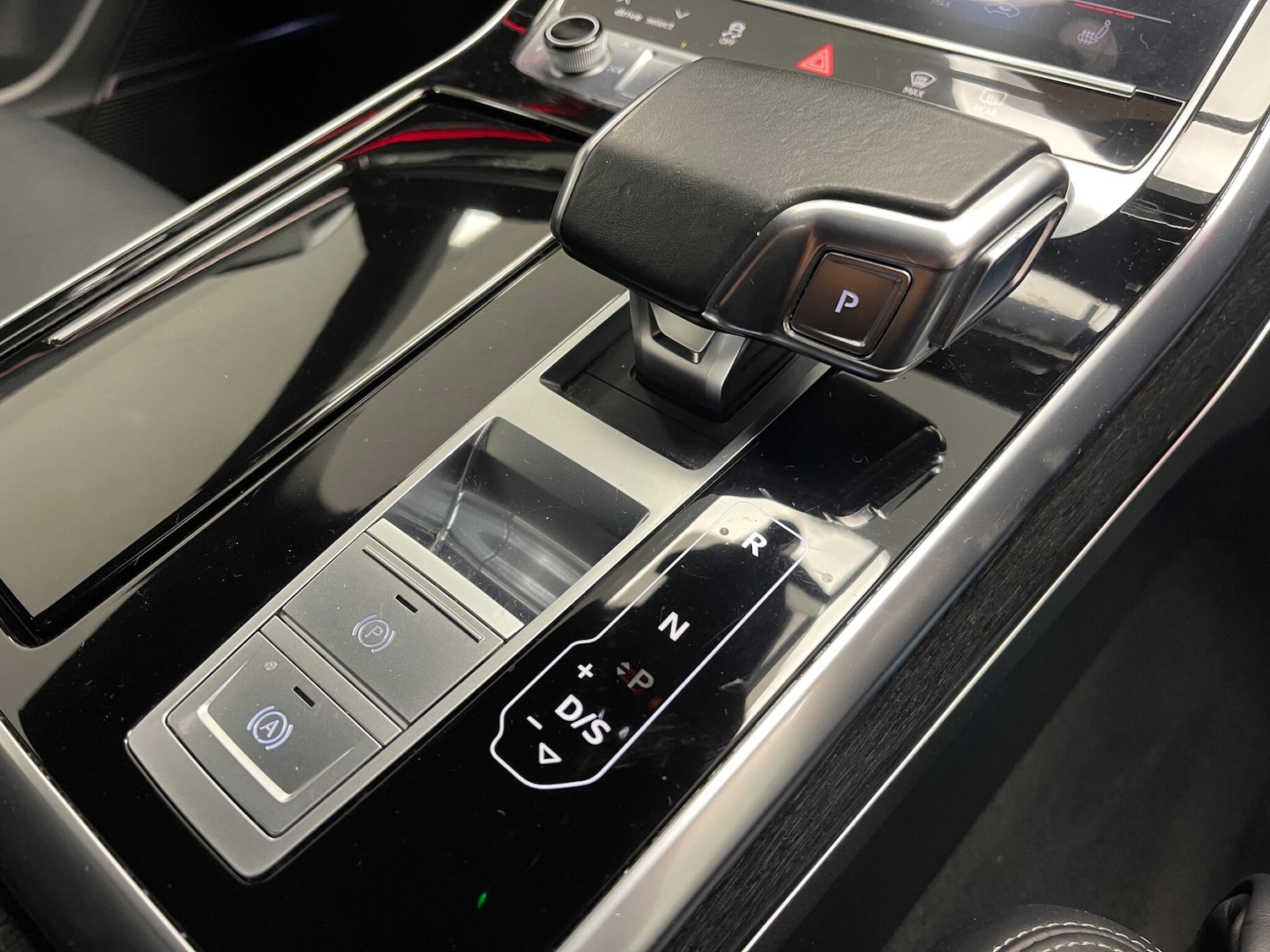 Used Audi Q8 2021 for sale - 76389353: Photo 10