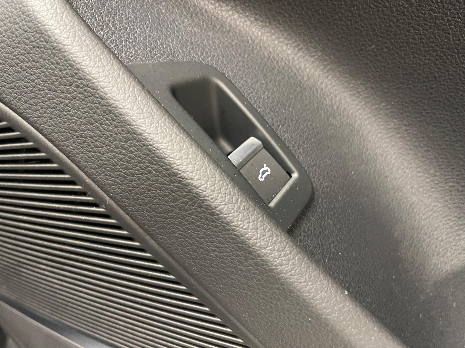 Used Audi Q8 2021 for sale - 76389353: Photo 17