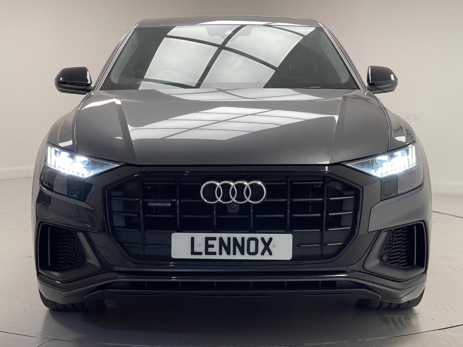 Used Audi Q8 2021 for sale - 76389353: Photo 2