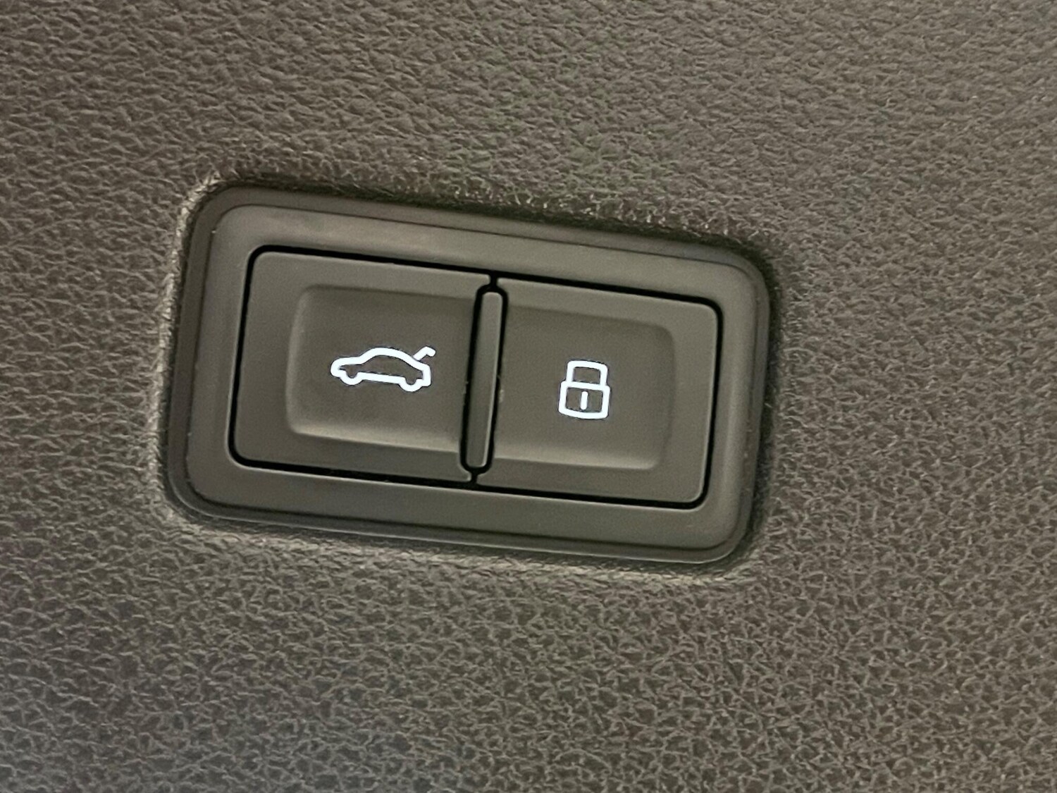 Used Audi Q8 2021 for sale - 76389353: Photo 26