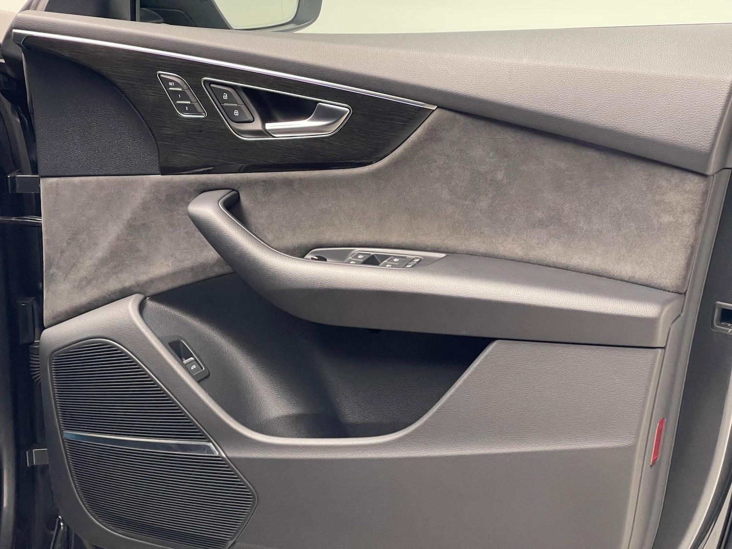 Used Audi Q8 2021 for sale - 76389353: Photo 29